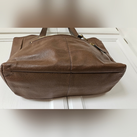 Fossil Fiona Leather Tote - Picture 8 of 12
